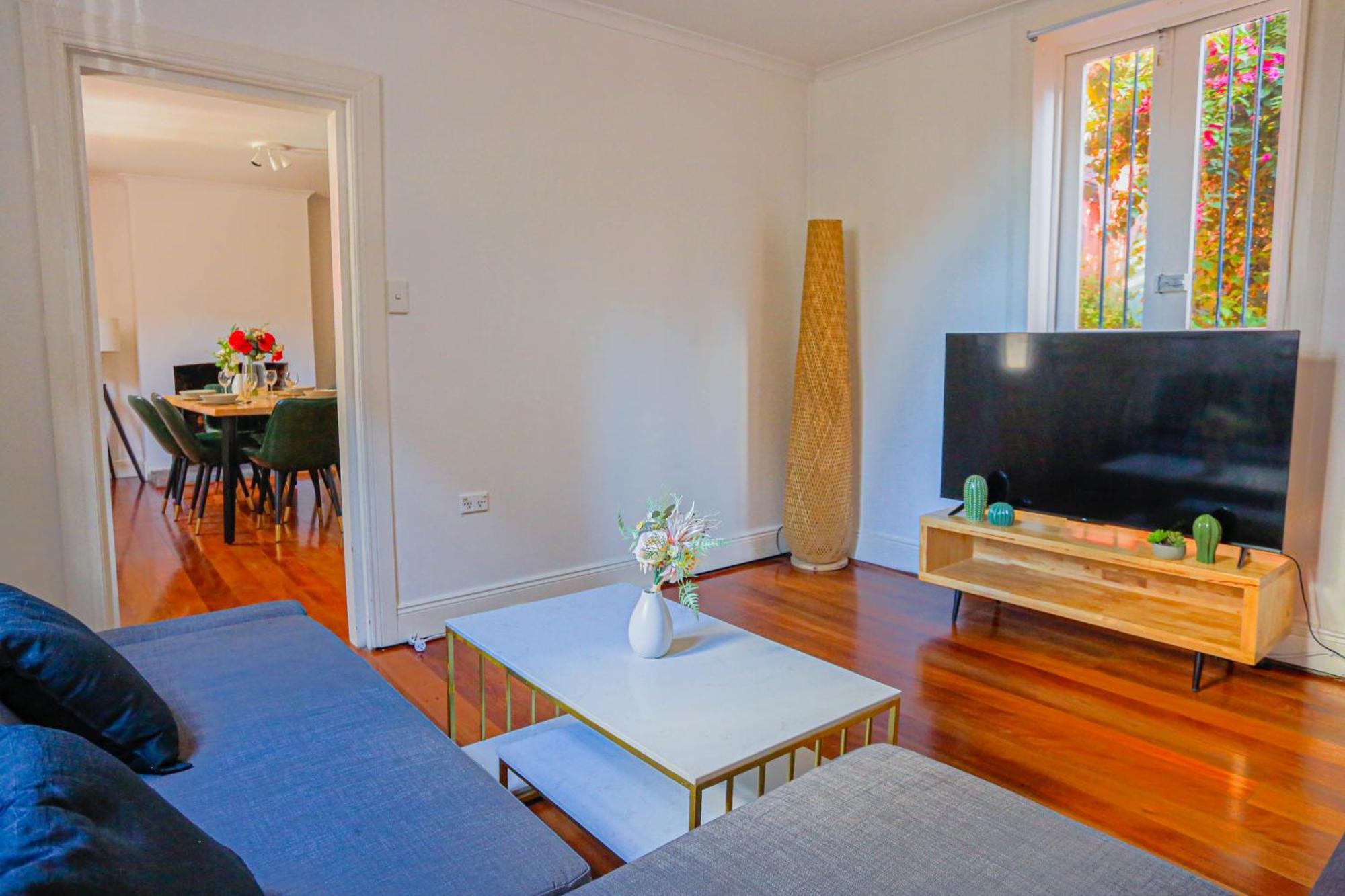 Close To City 3 Bedroom House Surry Hills 2 E-Bikes Included シドニー エクステリア 写真